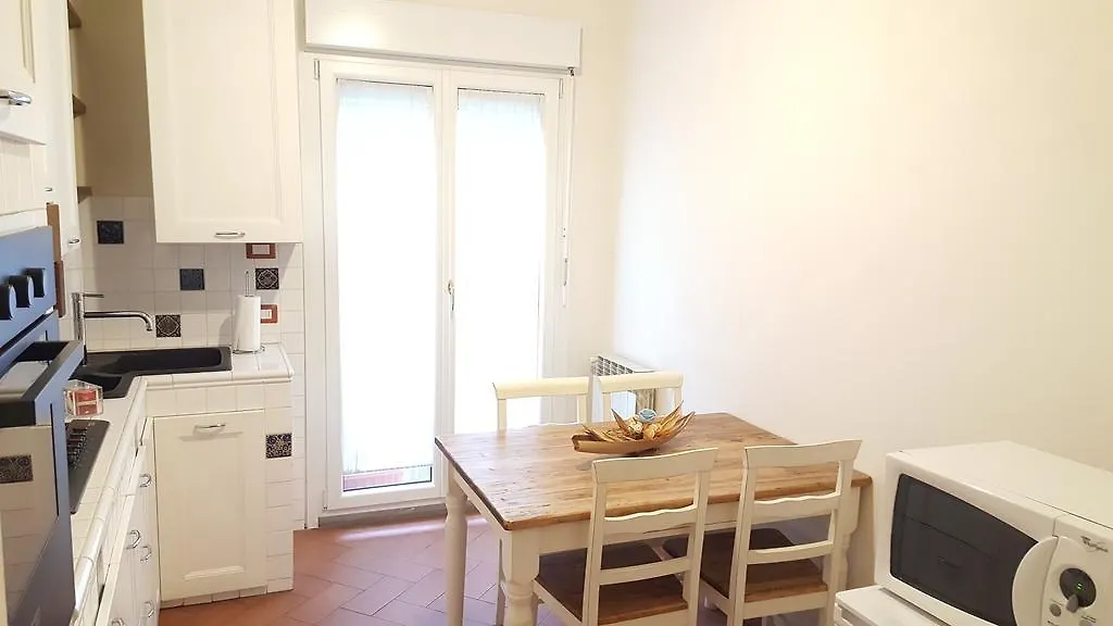 Maison Sara Firenze 0*,  Italia